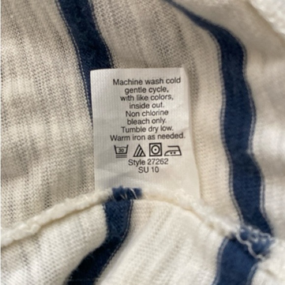 J Crew T-shirt, long sleeve, cream with blue stripes, clear sequins. Banded hem. - Picture 5 of 8